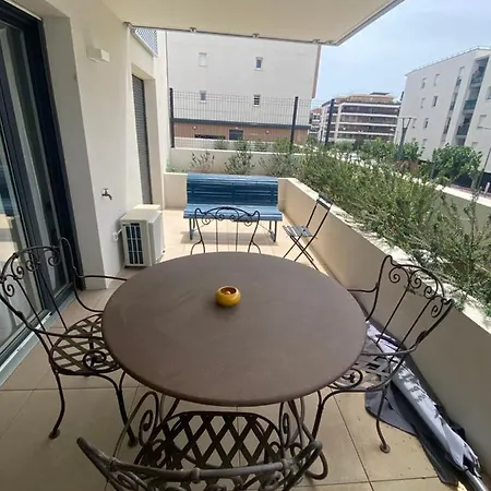Type 2 Neuf +grande Terrasse Apartment Le Lavandou
